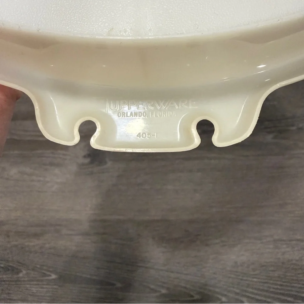 Vintage Tupperware 12